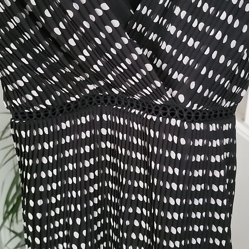 Lulus Do-Si-Do Pleated Tiered Midi Dress | Black Polka Dot Sleeveless | Size S - Picture 5 of 12